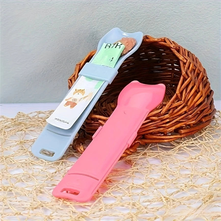 Cat Feeder Squeeze Spoon for Lickable Wet Treats - Pet Supplies Feeding Tool