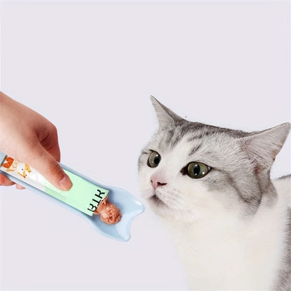Cat Feeder Squeeze Spoon for Lickable Wet Treats - Pet Supplies Feeding Tool